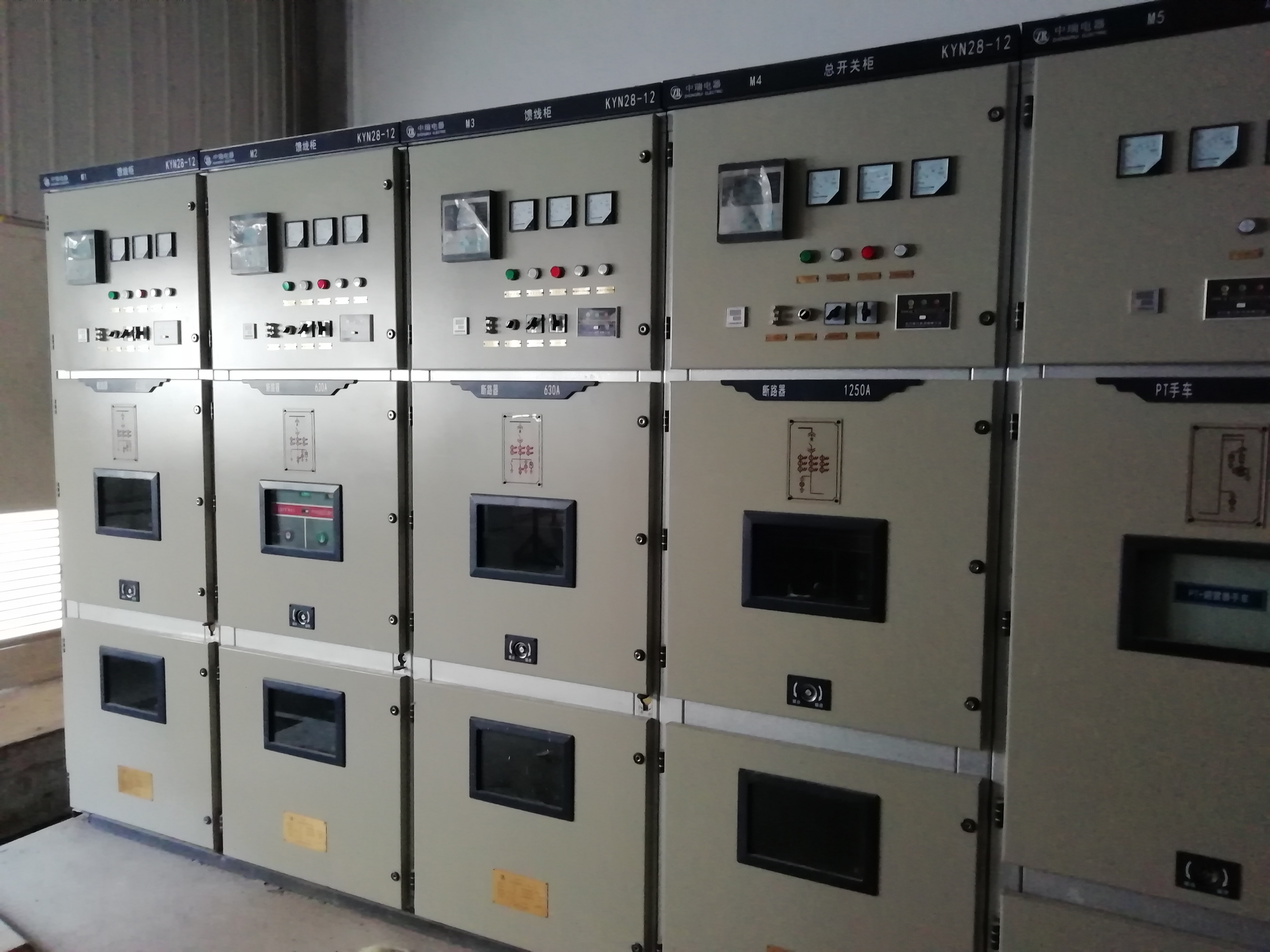 內蒙古錫林郭勒中材科技風電高低壓配電工程