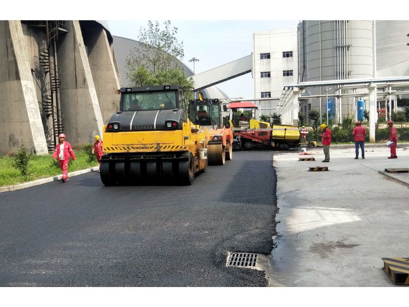 河南華能洛陽電廠廠內道路施工